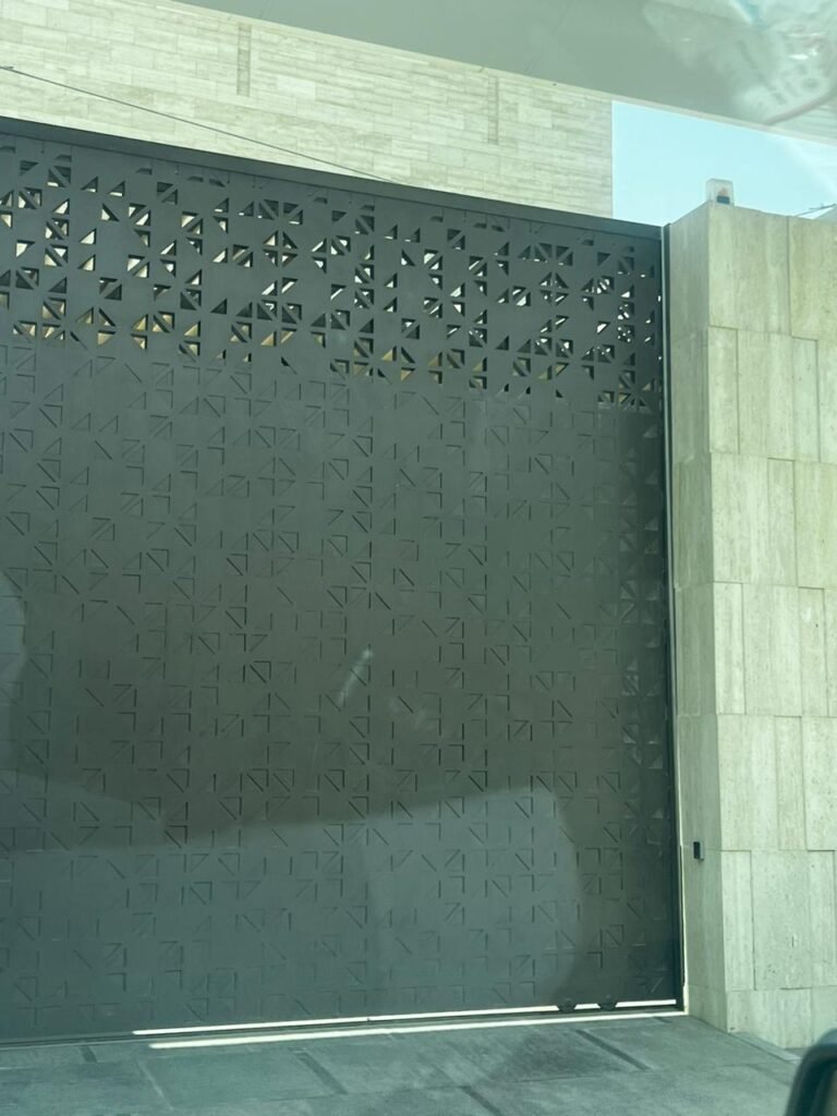 سندوتش بنل جدة